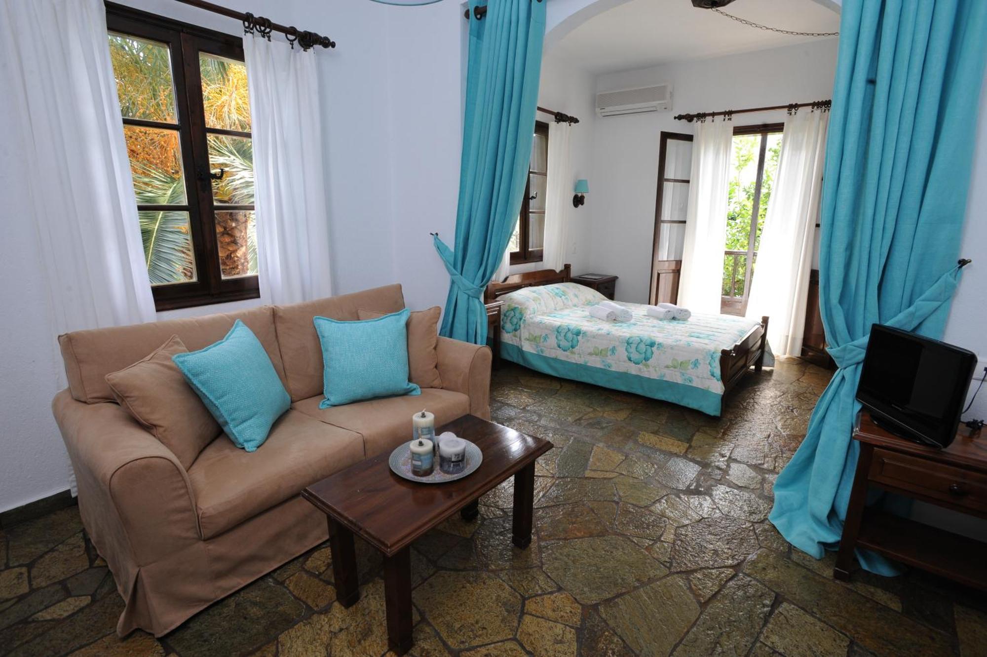 Elli Hotel สโกเปลอสทาวน์ ภายนอก รูปภาพ