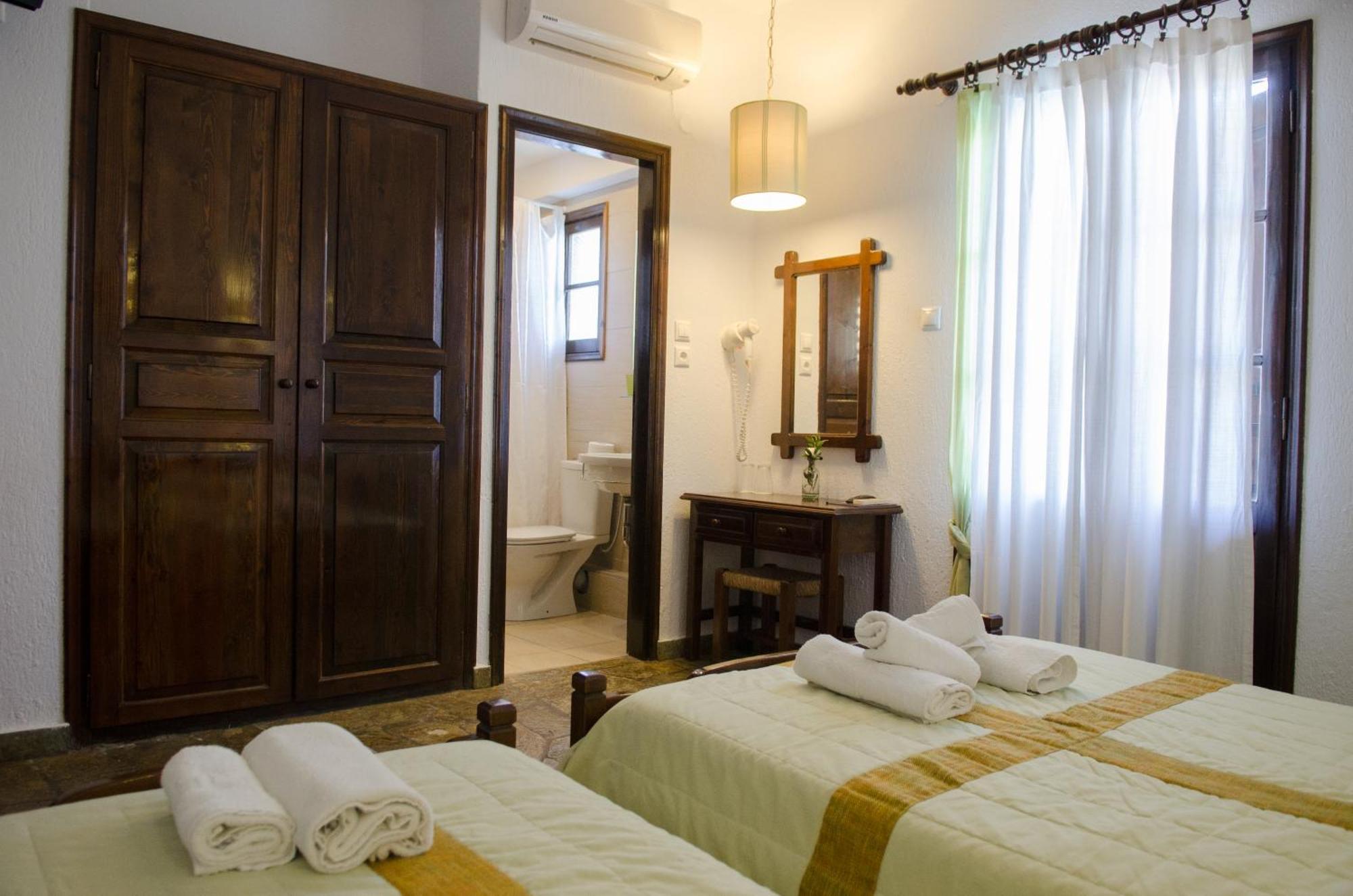 Elli Hotel สโกเปลอสทาวน์ ภายนอก รูปภาพ